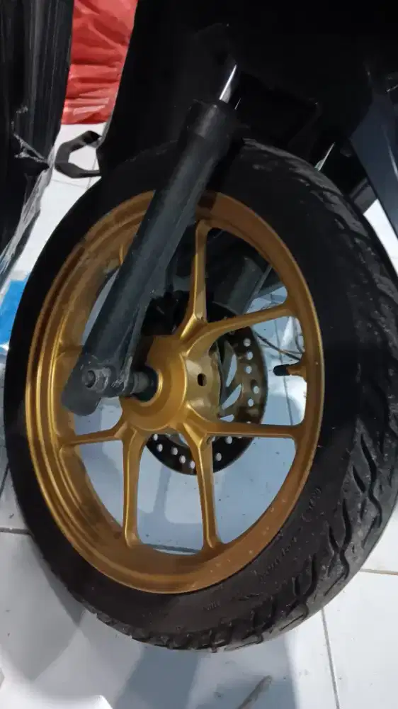 Velg depan beat deluxe