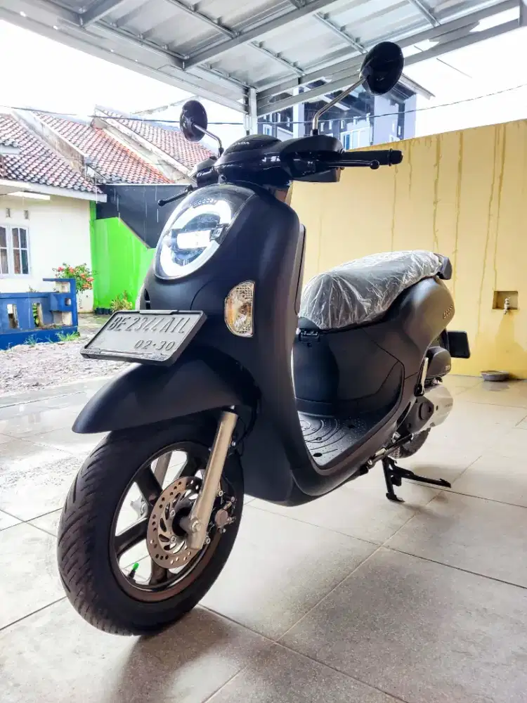 NEW SCOOPY PRESTIGE