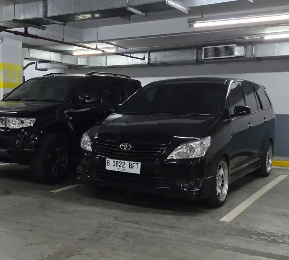 Innova Diesel V 2009 upgrade 2012