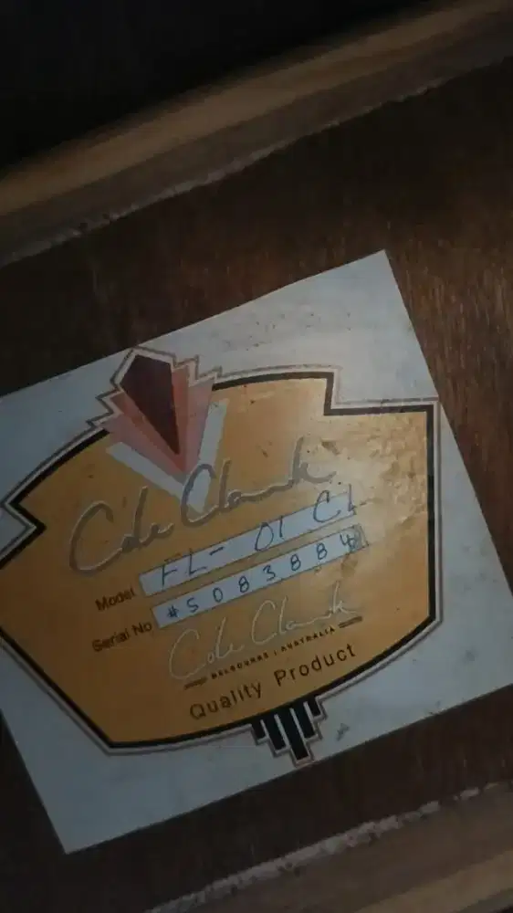 Dijual Gitar kondisi masih bagus