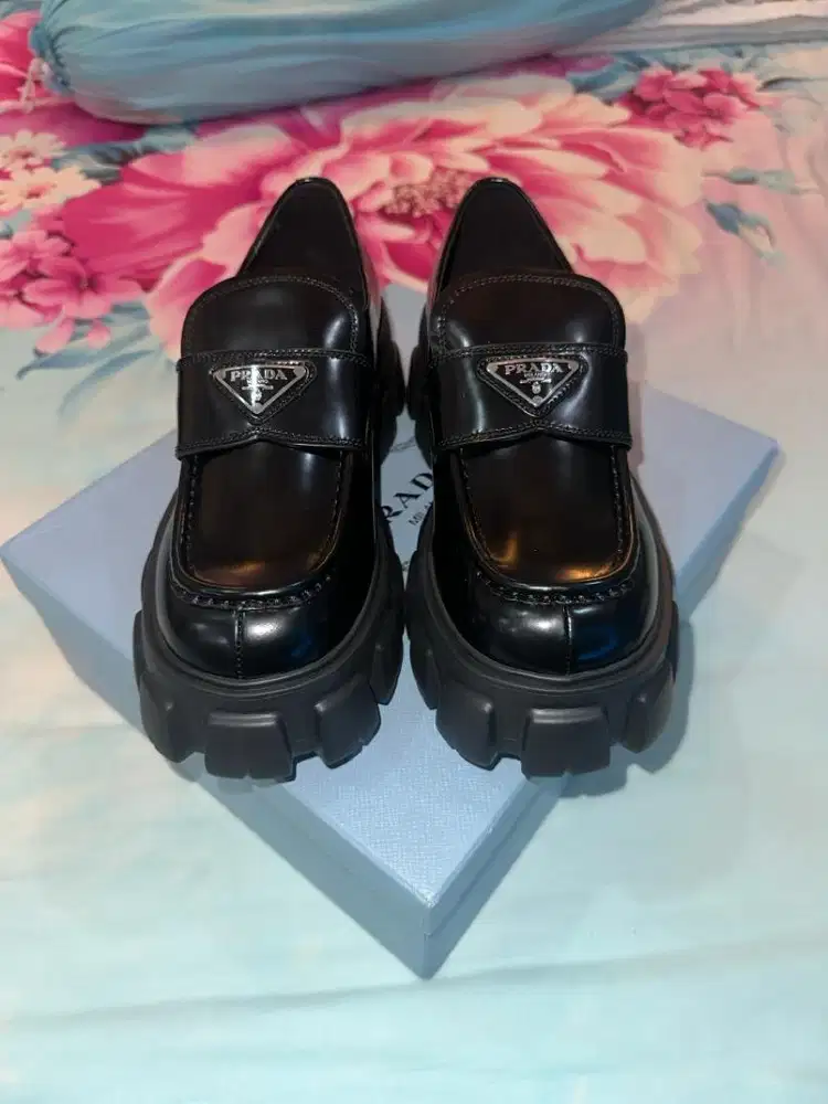 PRADA BRUSHED LEATHER MONOLITH LOAFERS (SIZE 43)