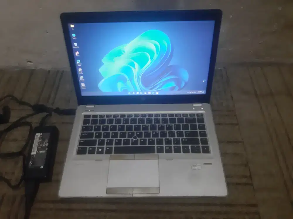 HP ELiteBook Folio 9470m,Processor intel Core i5 gen 3427.
