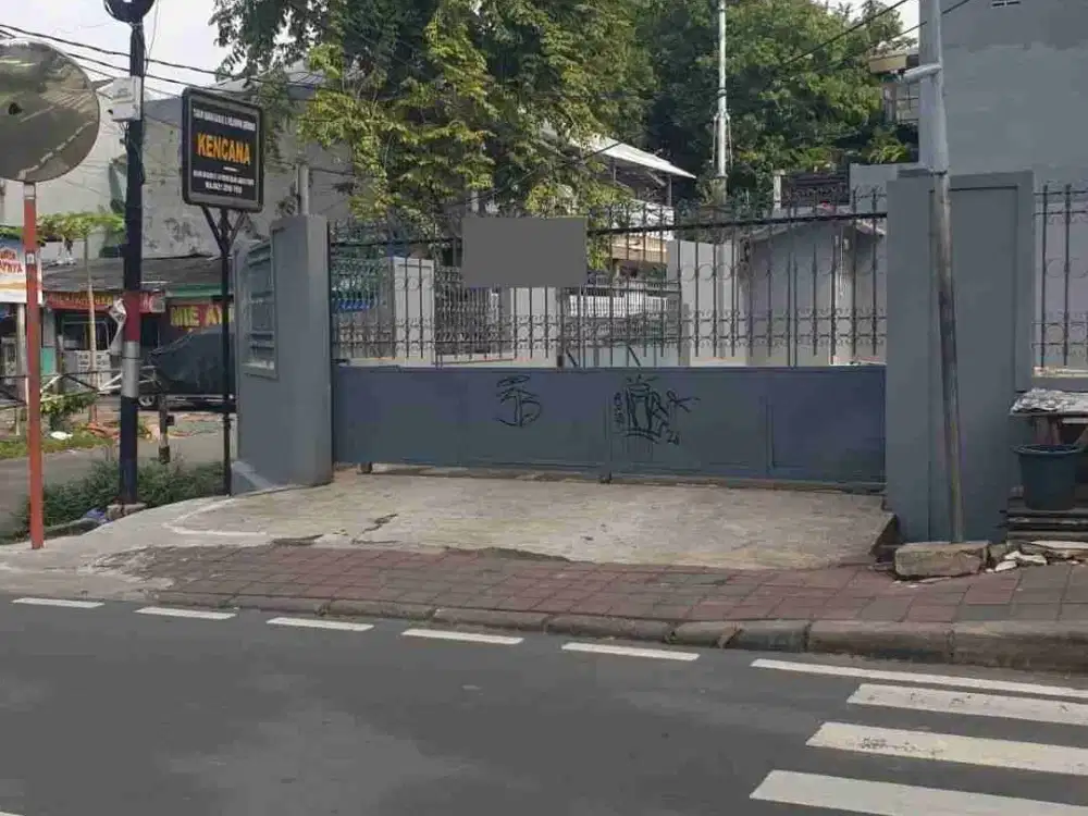 Disewakan tanah pondok kelapa Jak tim
Lt 330
Harga sewa 100jt per tahun