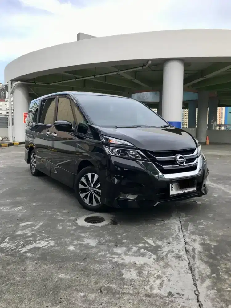 Km 19rb Nissan Serena HWS Th 2022 Black On Black Like New Condition!!