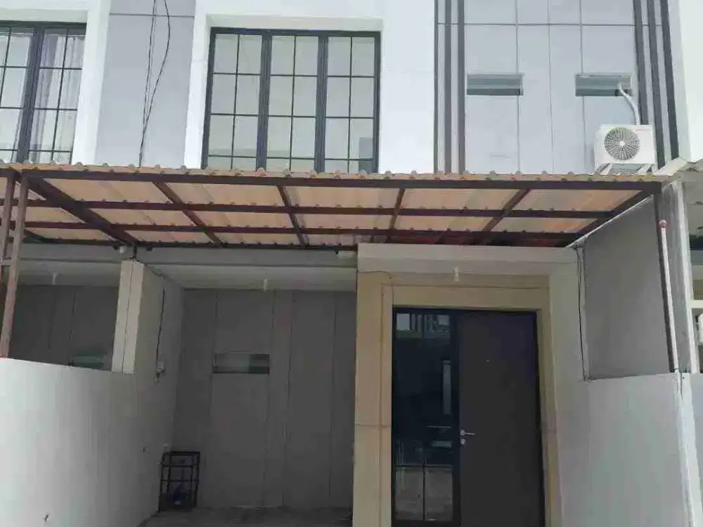 Dijual Rumah 2 Lantai Regency One Babatan Pantai dekat Kenjeran
