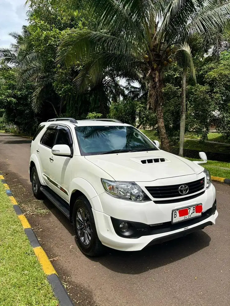 Fortuner Diesel VNT TRD Matic 2015 Putih AT