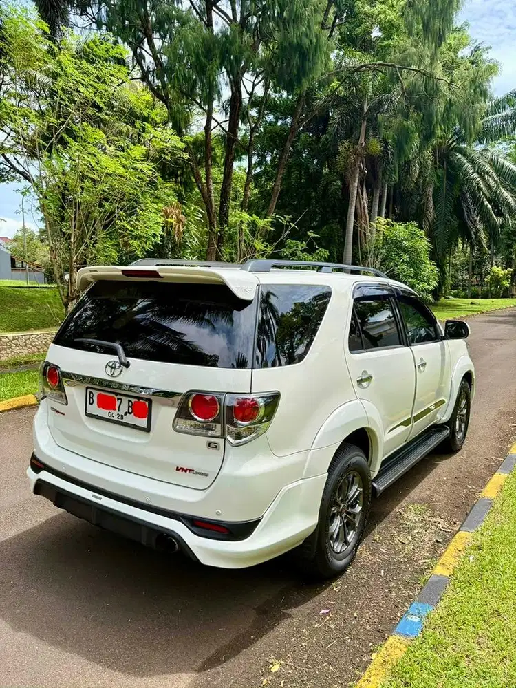 Fortuner Diesel VNT TRD Matic 2015 Putih AT