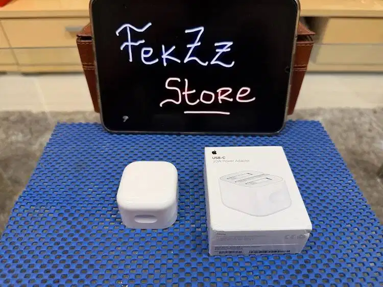 Charger Apple 20W ORIGINAL - Cuma 2 Unit !!
