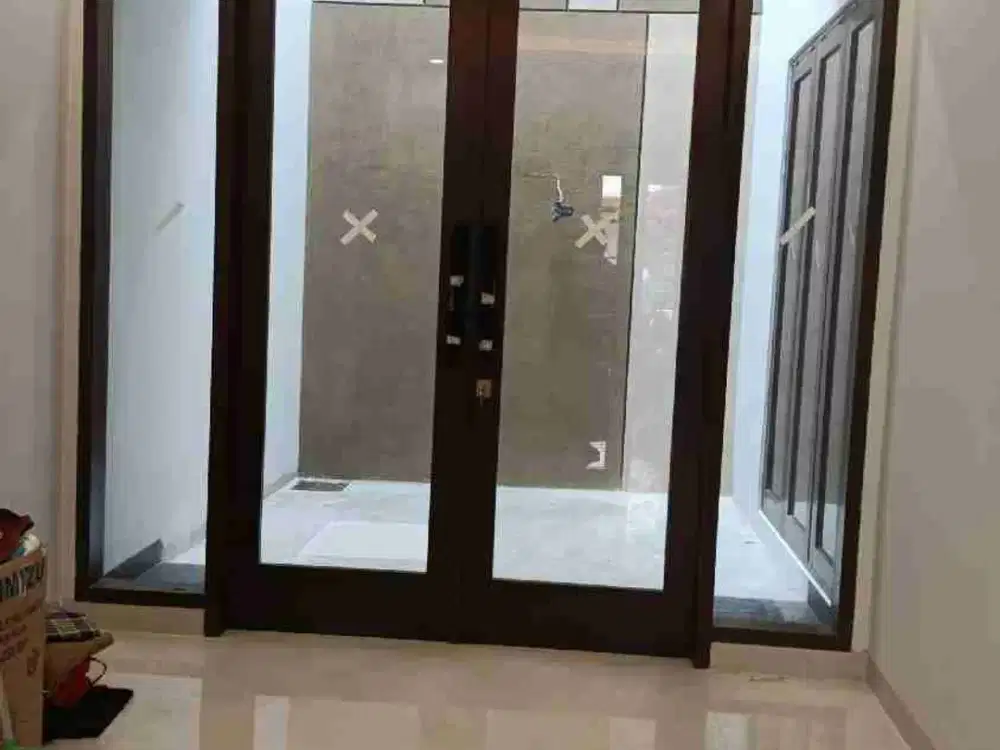 Dijual Rumah Strategis Siap Huni di Cempaka Putih Jakarta Pusat