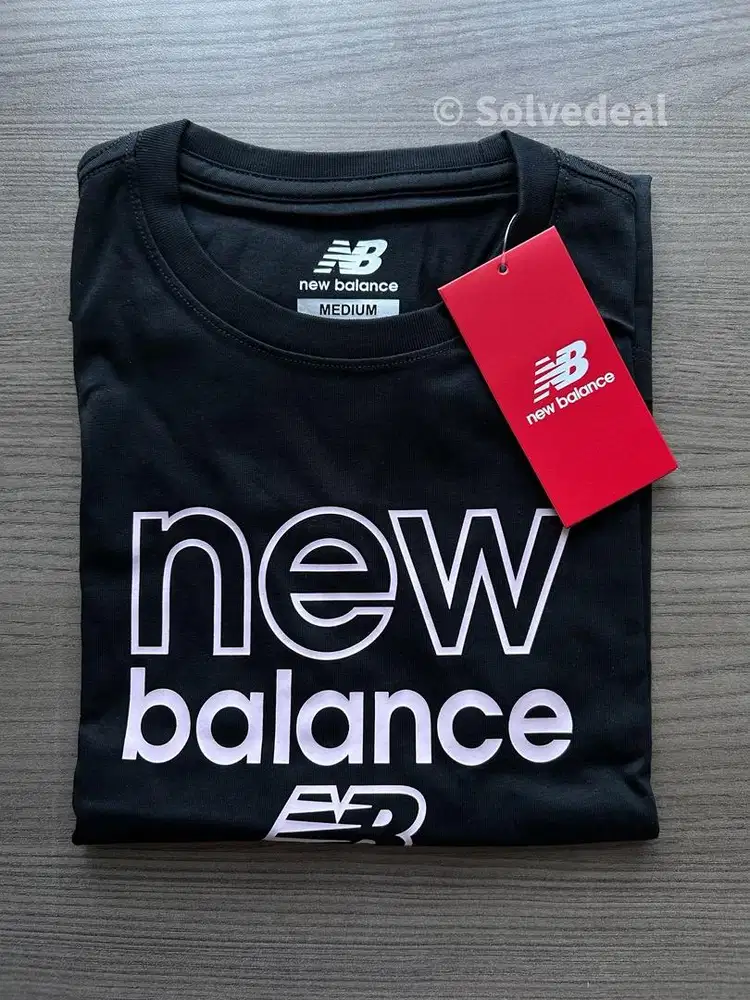 Kaos New Balance Women T-Shirt Black Sport Athletic Original Baru