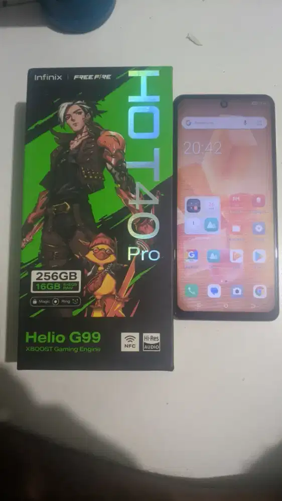 Infinix hot 40 pro gold