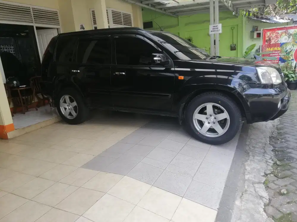 Nissan X-Trail 2004 Bensin