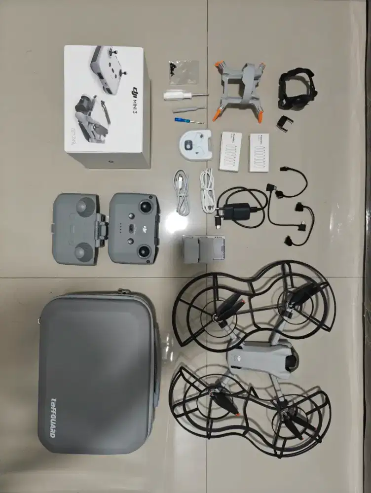 DJI Mini 3 + RC & Accessories