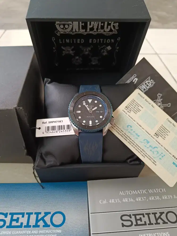 Seiko 5 Sports SRPH71K1 One Piece Sabo Flame Fist LIMITED EDITION ORI