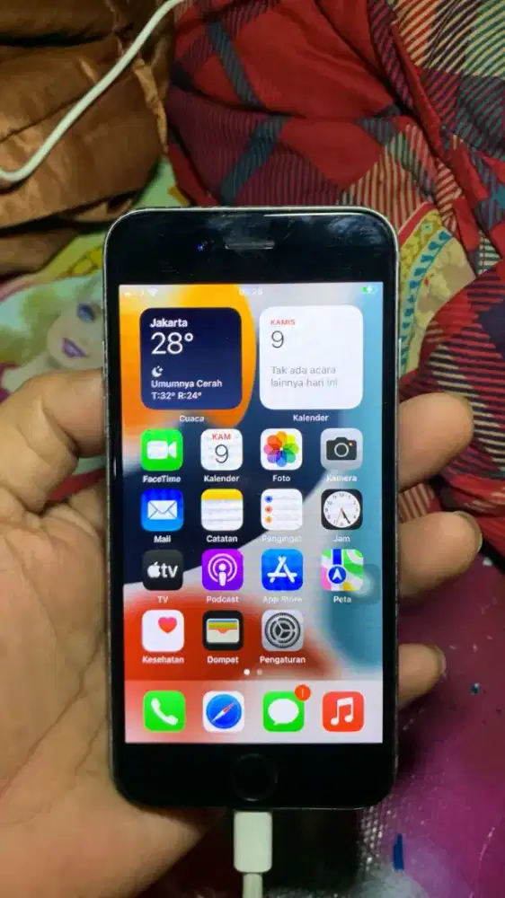 Ip6s 64 gb all oprator