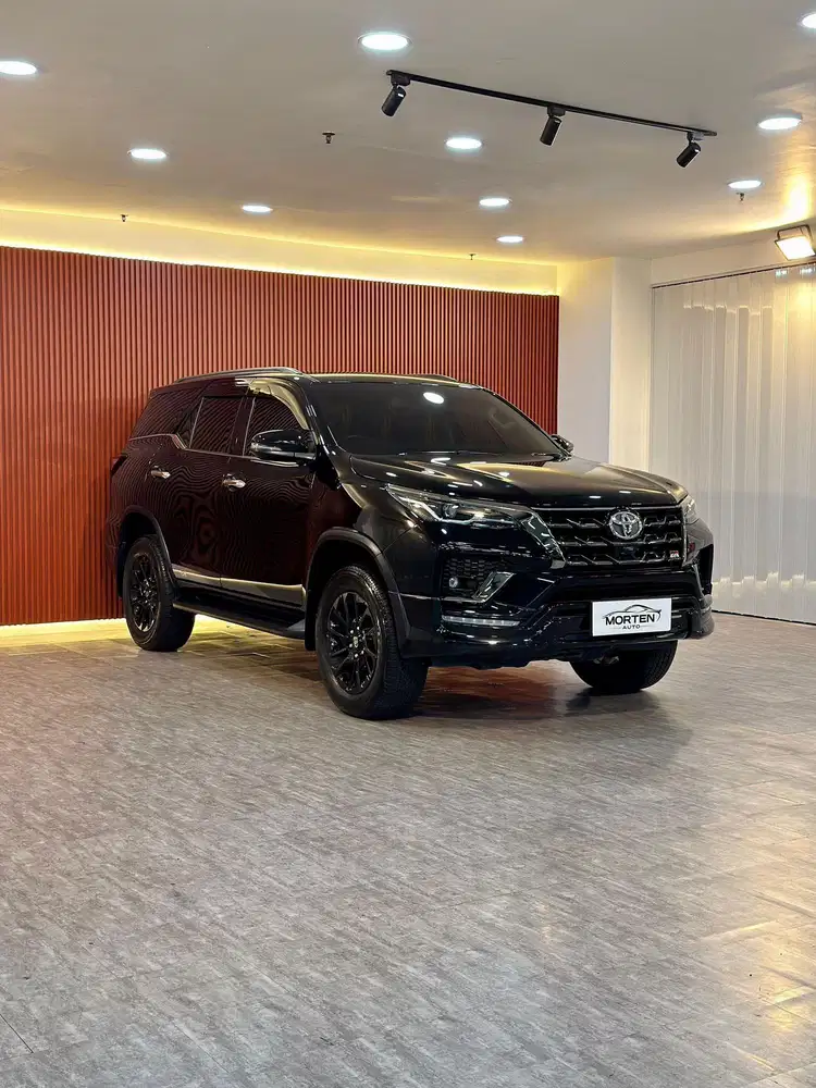 Toyota Fortuner 2.8 VRZ GR Sport 2023 Odo 20 Ribu Record Antik Garansi