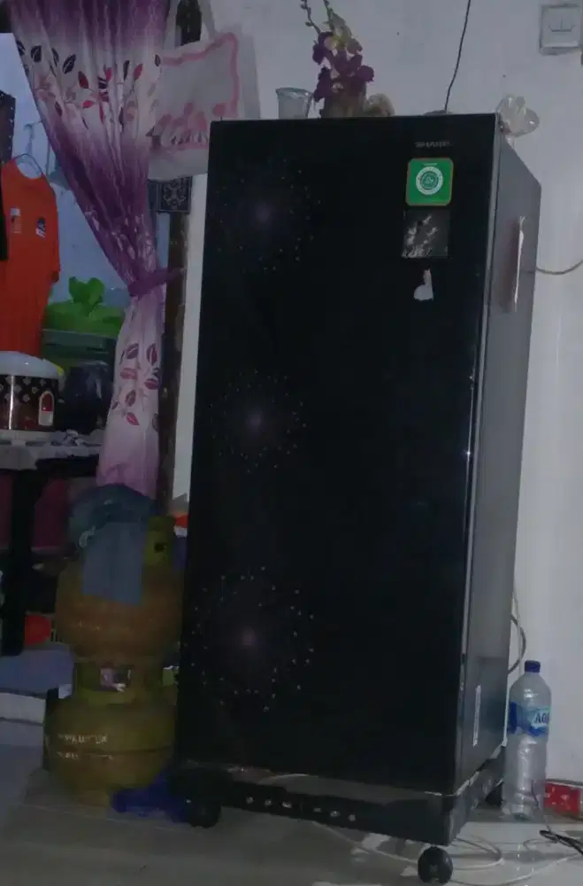Kulkas sharp 1pintu