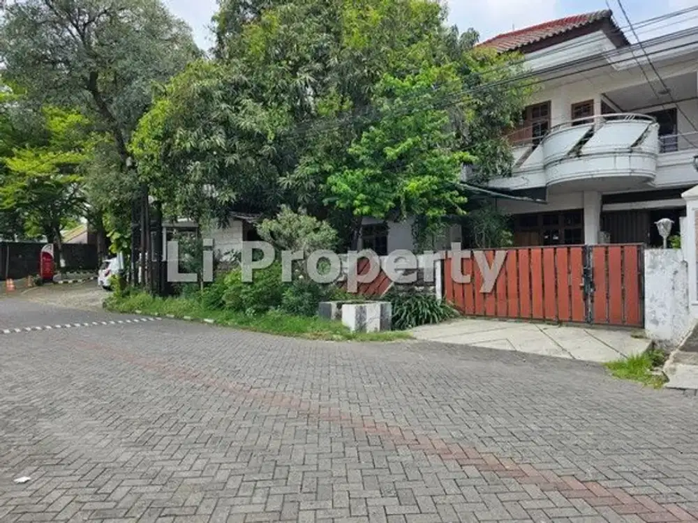 Atmodirono, Tengah Kota, dekat Simpang Lima, bebas banjir, Semarang