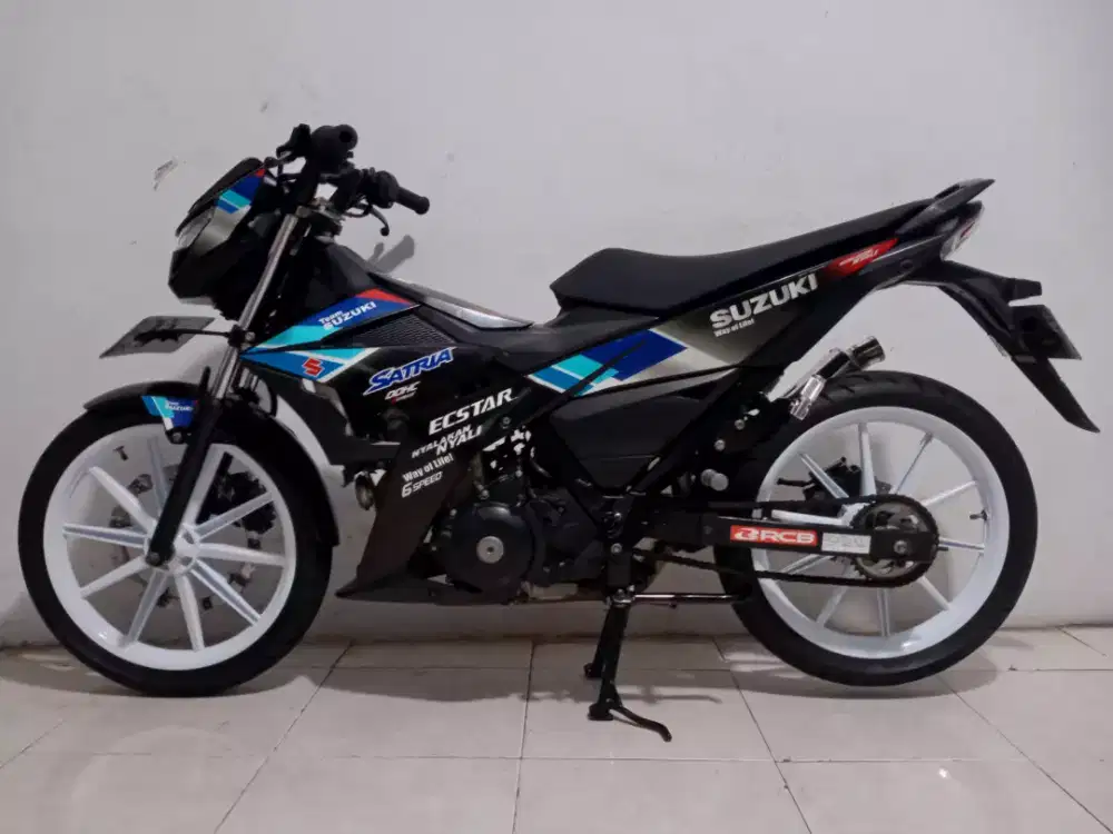 Suzuki satria FU FI