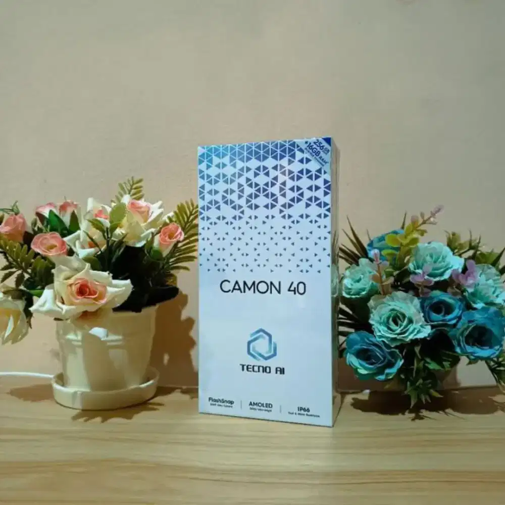 TECNO CAMON 40 8/128 GARANSI 1 TAHUN
