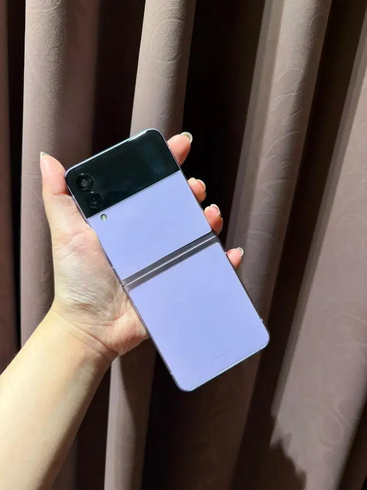 Samsung flip 3 purple