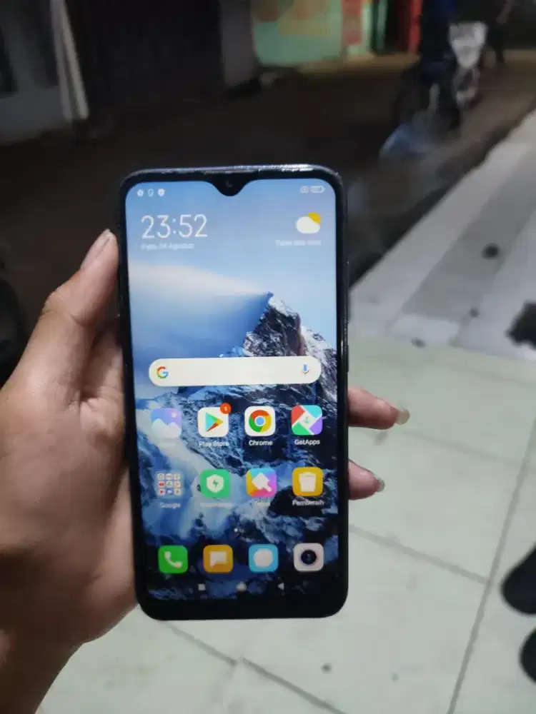 Redmi 8 Ram 4/64GB 4G LTE