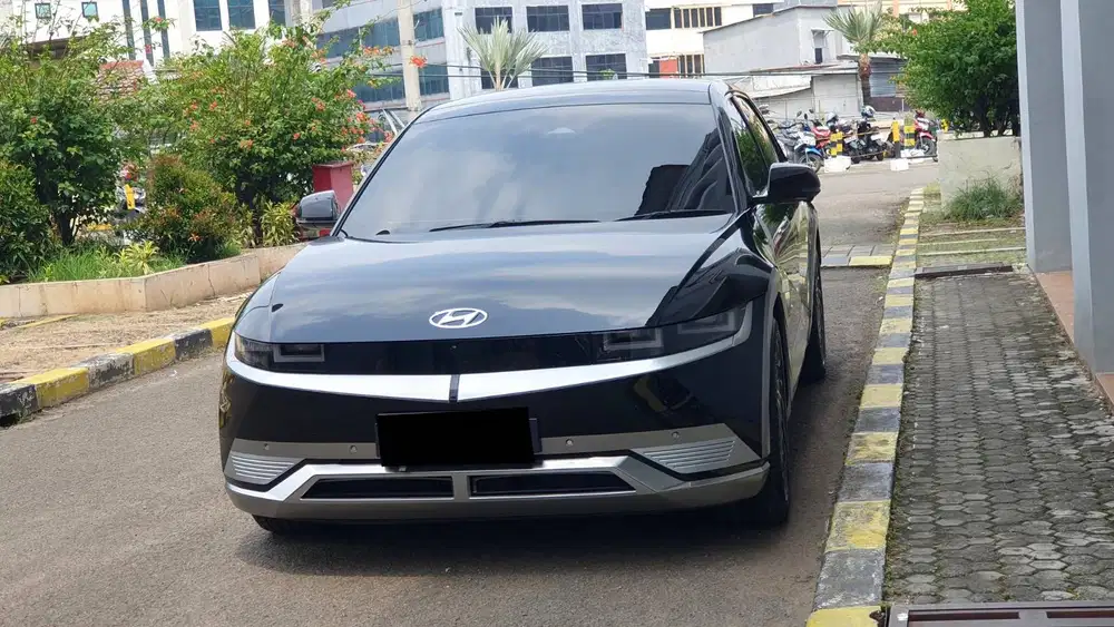 Hyundai Ioniq 5 Long Range Signature EV 2024/2025 Low KM Like New