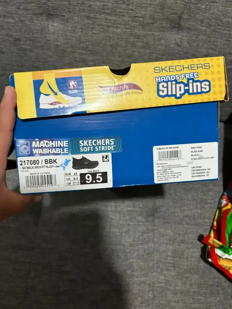 Sepatu Skeckers Slip-Inc 217080