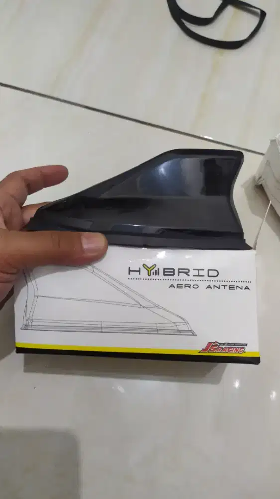 Antena mobil sirip hiu hitam SOLID