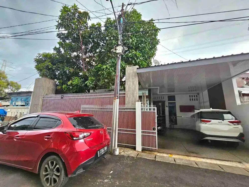 DIJUAL Rumah murah 2 lantai di I Gusti Ngura Rai Klender Jakarta timur