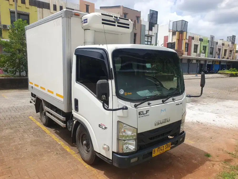 Isuzu elf CDE refer Chill (pendingin) 2024 Putih km 80rb