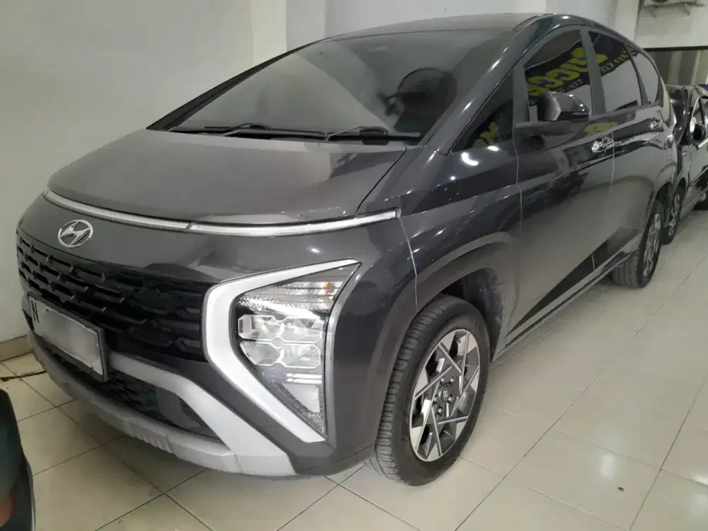 Hyundai Stargazer Prime 2023 Abu-abu Automatic