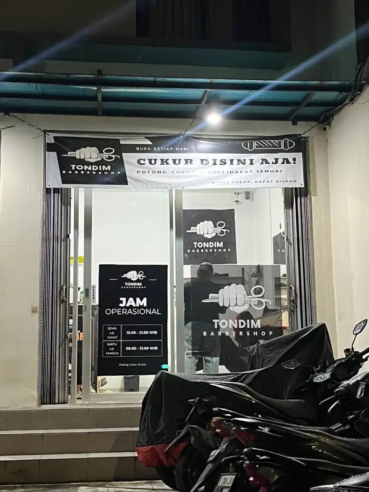DIJUAL CEPAT / TAKE OVER: Usaha Barbershop Siap Jalan, Full Furnished