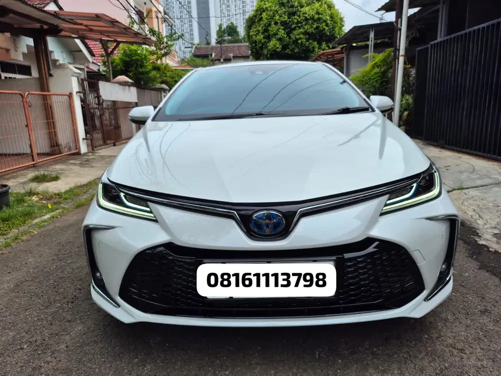 Toyota New Corolla Altis 1.8 V Hybrid TSS Pk 2024 Automatic