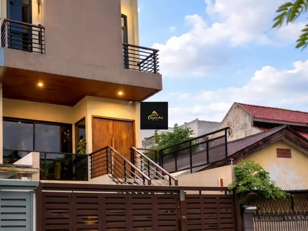 D52.RUMAH 3 LANTAI SIAP HUNI DAN SEMI FURNISHED DI PONDOK BAMBU JAKARTA TIMUR