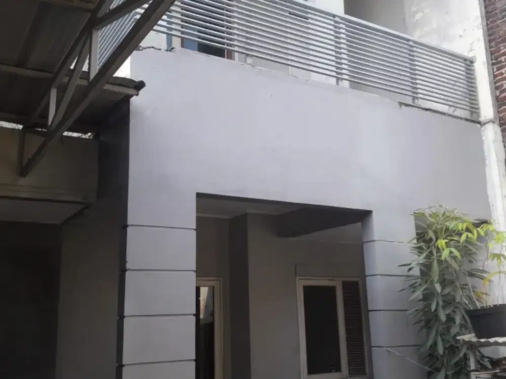 MURAH Rumah Nyaman di Komplek Pasadena