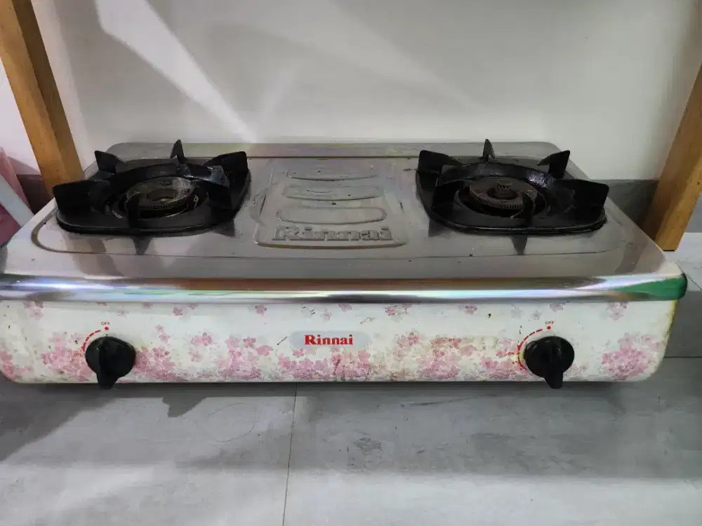 Kompor 2 tungku Rinnai