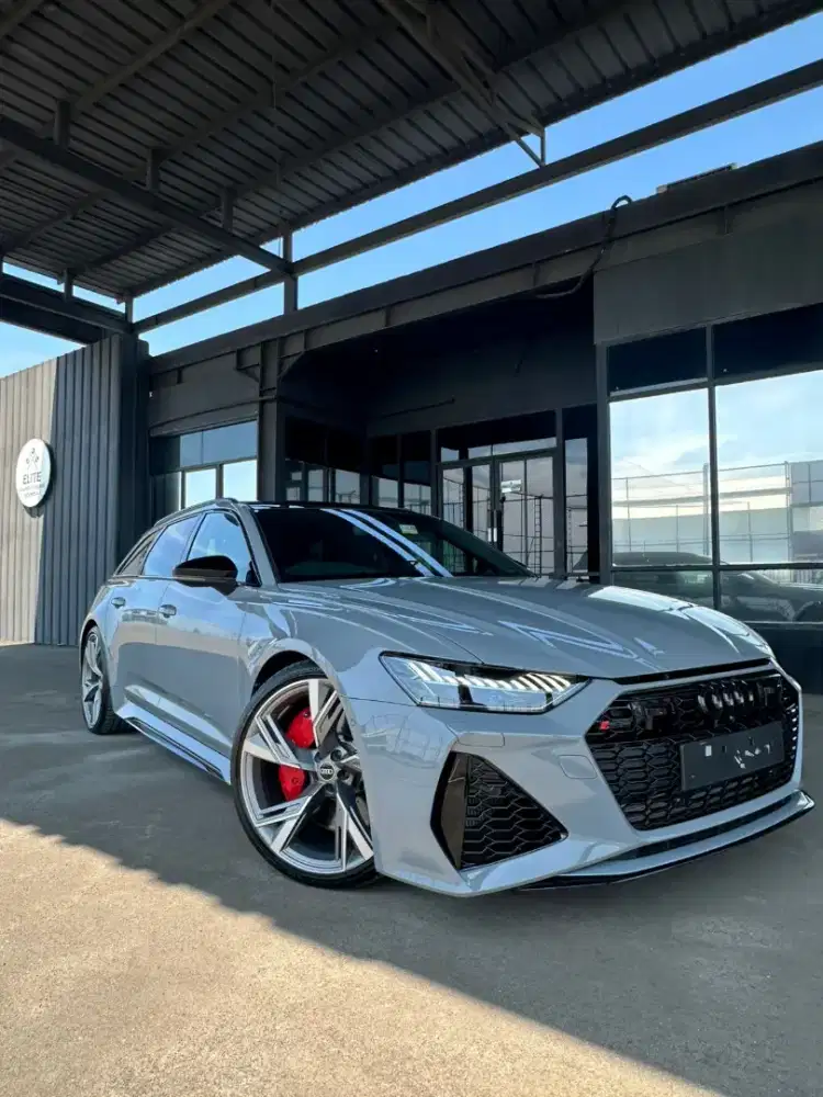 Audi RS6 Avant Family sport car NIK 2023 Brand New Rare Car Perfect