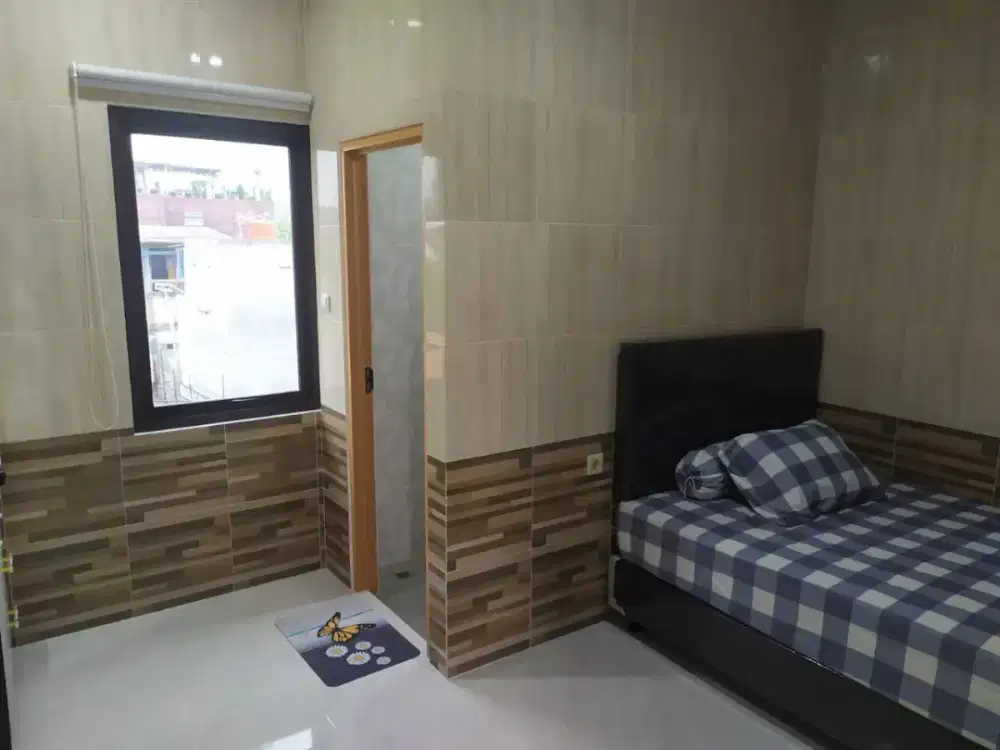 Kost AC Murah P/W Bersih Mampang Prapatan Strategis dkt Kuningan Gatsu