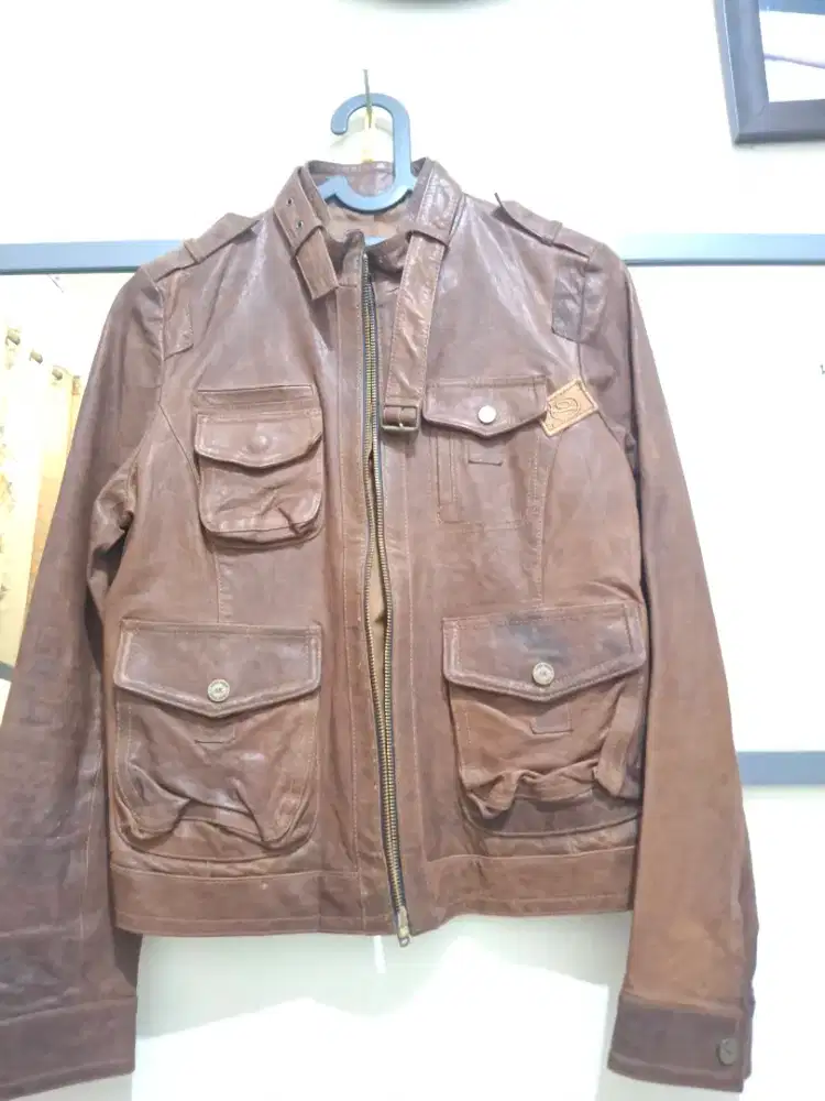 Preloved Jaket Leather Sapi Asli