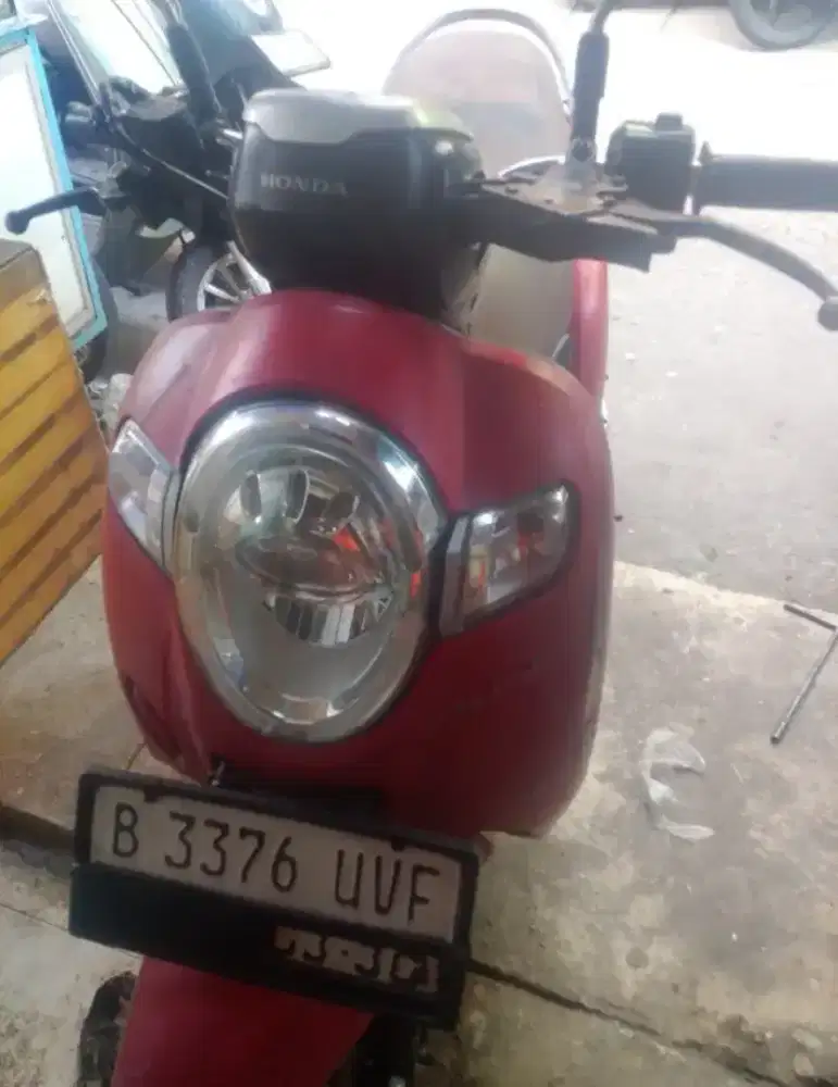 Di jual scoopy 2020