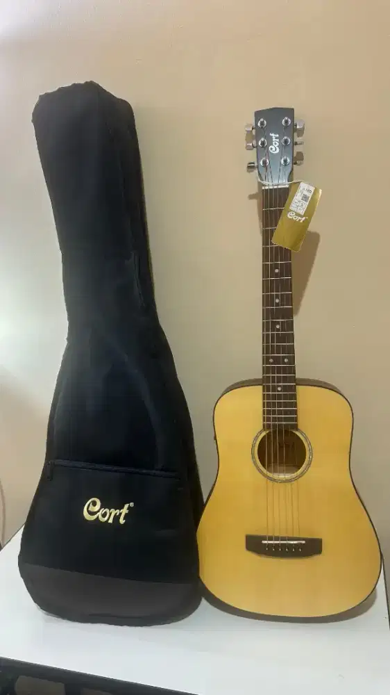 Cort Akustik AD mini E OP New