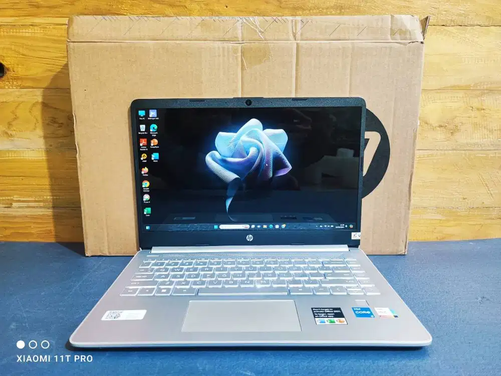 HP 14s-dq5000TU Intel Core i5-1240P RAM 8GB SSD 256GB FHD & Backlight