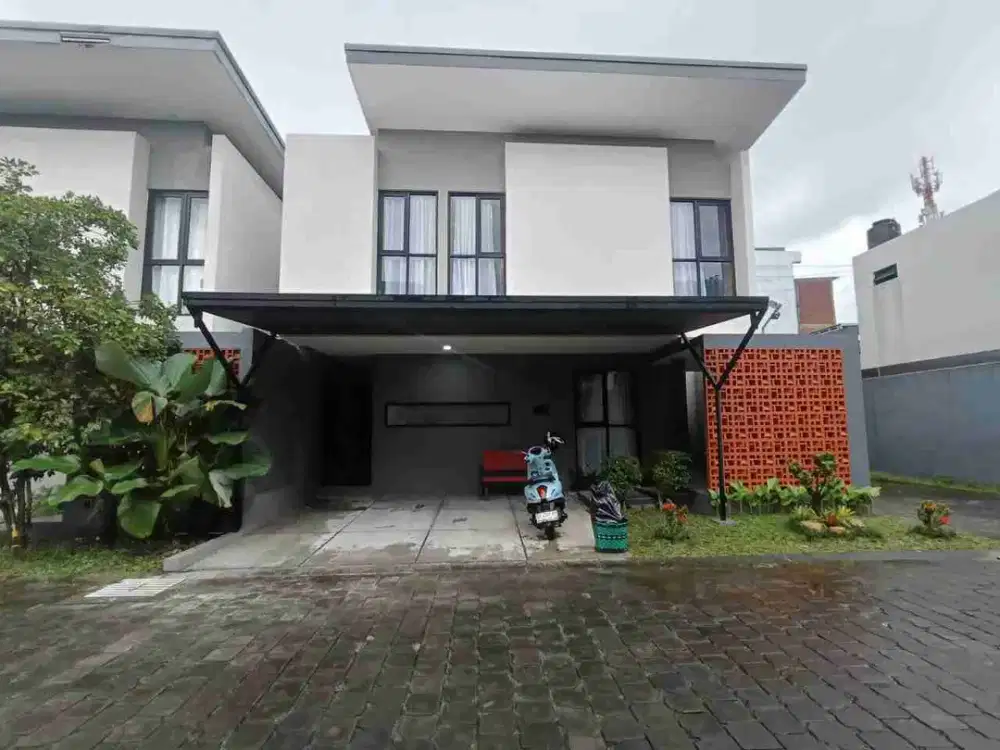 rumah mewah bonus furnish di cluster Blulukan colomadu