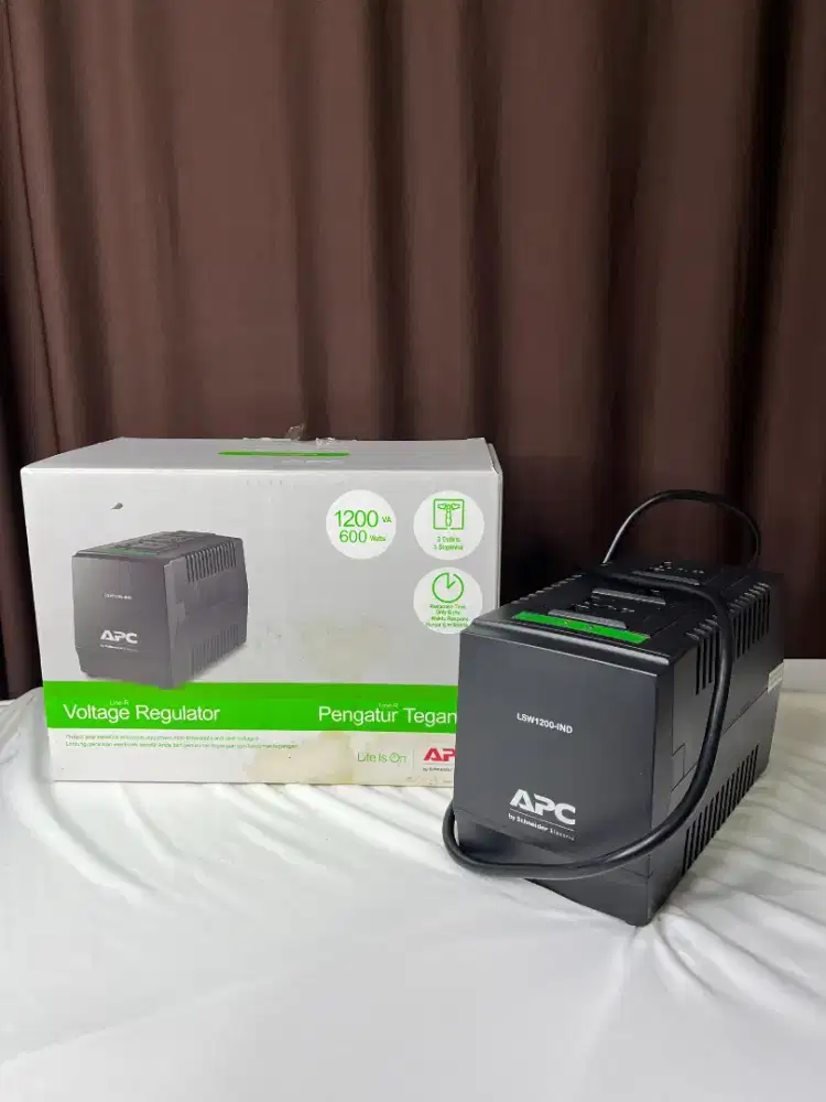 APC LSW1200-IND Voltage Regulator 1200VA Fullset Box + Manual Normal
