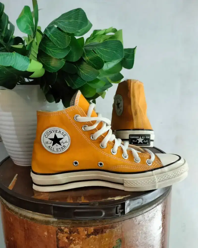 Sepatu CONVERSE All Star CT 70's SunFlower Original