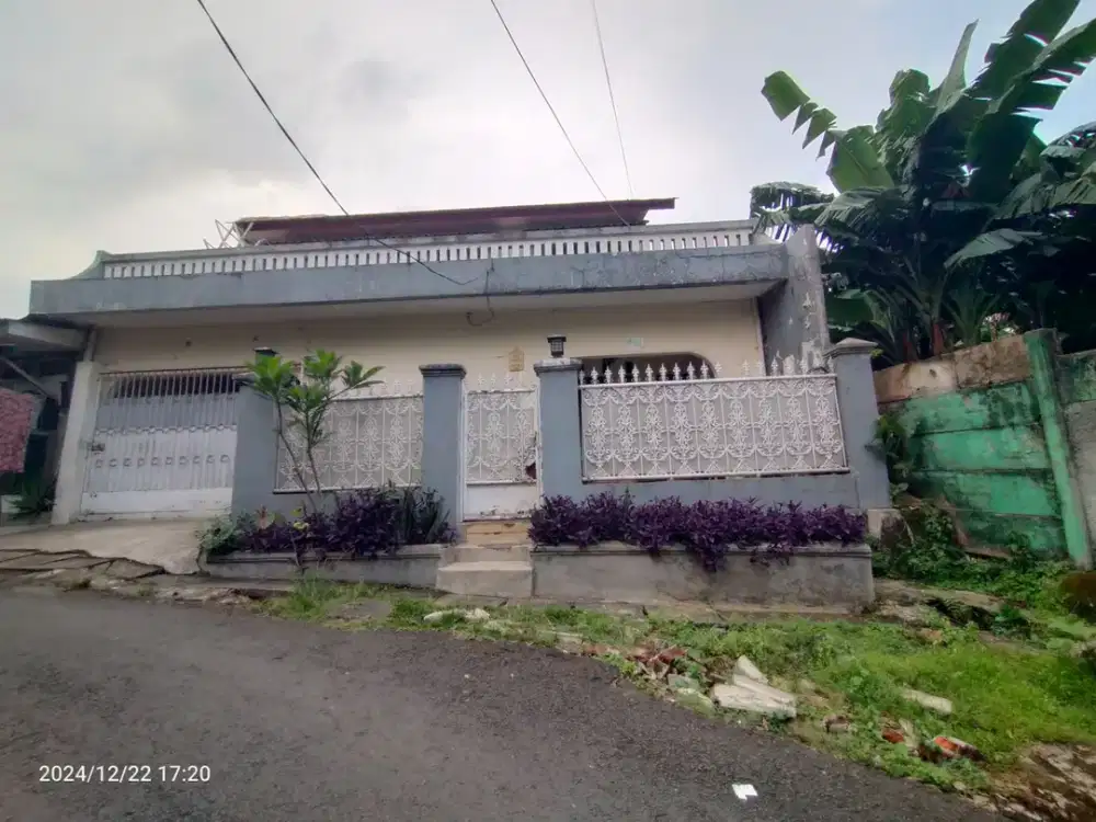 Rumah Kokoh 2 Lantai Hadap Timur Luas 203m2 Dekat MRT Lebak Bulus dan Salapa Polri