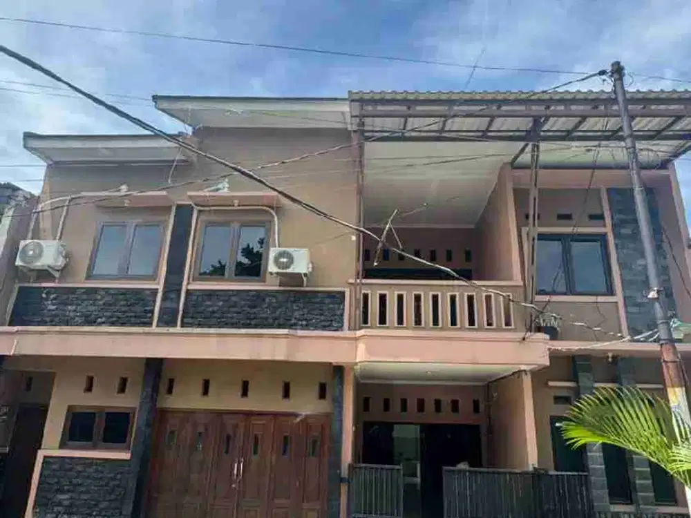 DI JUAL CEPAT RUMAH PERUMNAS 2 LANTAI SIAP HUNI DI DEPOK TIMUR