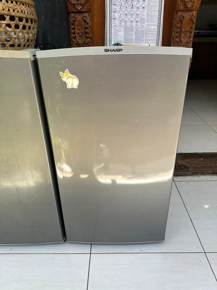 Dijual 2 Kulkas Sharp 128 Liter