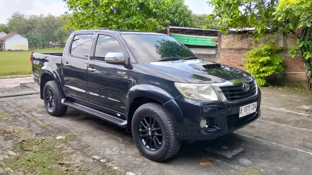 Toyota Hilux Dobel cabin vnt 2013